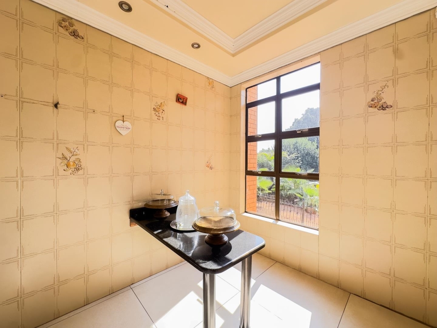 4 Bedroom Property for Sale in Amandasig Gauteng