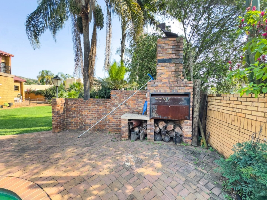 4 Bedroom Property for Sale in Amandasig Gauteng
