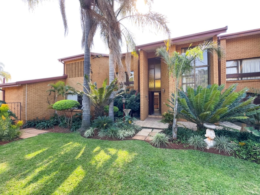 4 Bedroom Property for Sale in Amandasig Gauteng