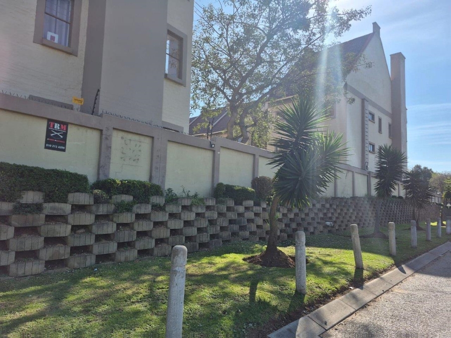 2 Bedroom Property for Sale in Sundowner Gauteng
