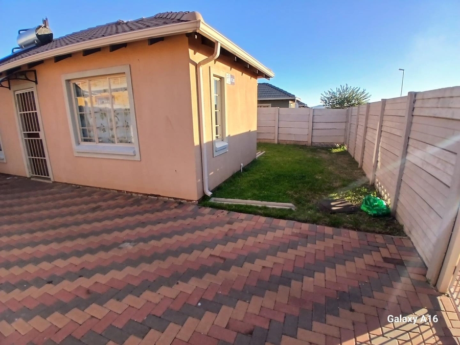 To Let 3 Bedroom Property for Rent in Sky City Gauteng