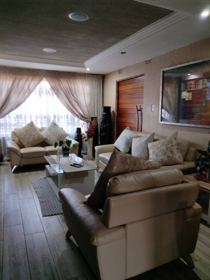 To Let 2 Bedroom Property for Rent in Tsakane Gauteng