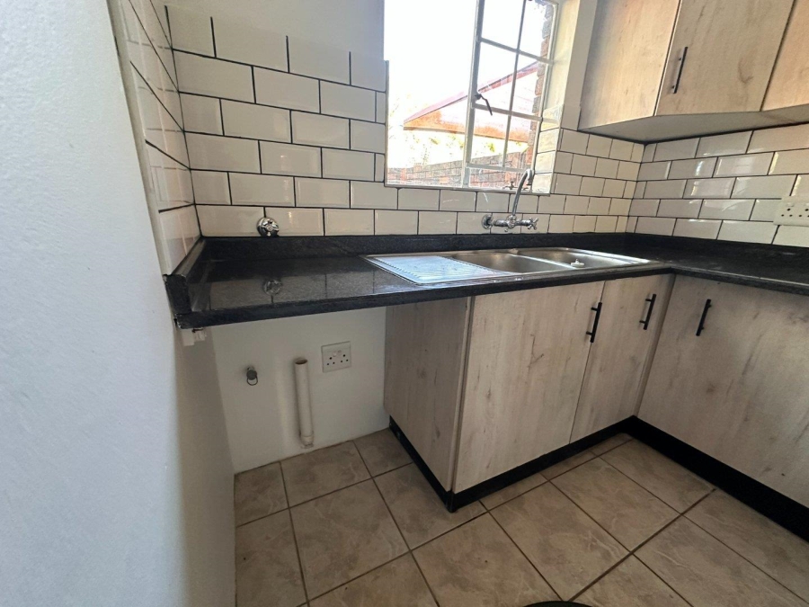 2 Bedroom Property for Sale in Weltevreden Park Gauteng