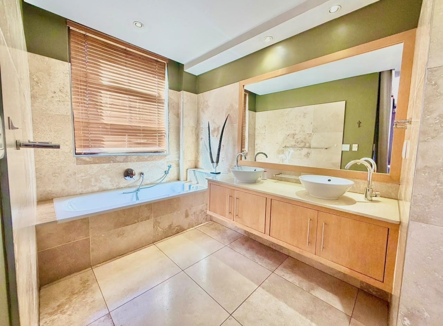 2 Bedroom Property for Sale in Melrose Arch Gauteng