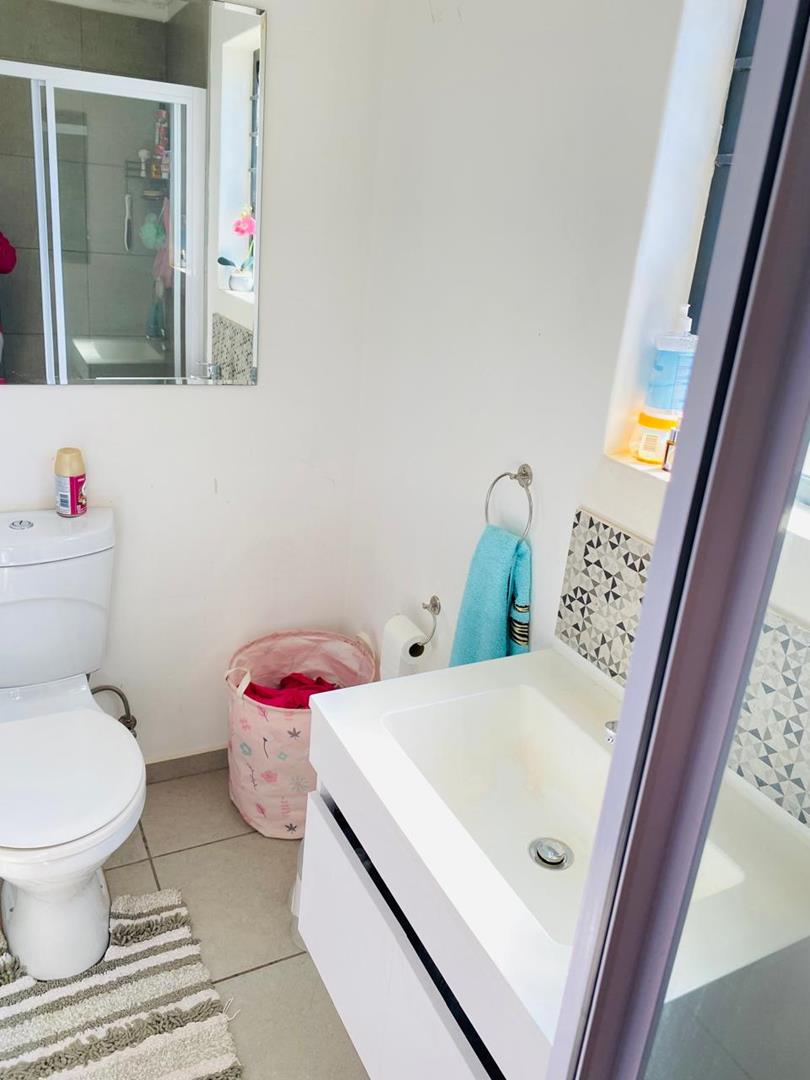 2 Bedroom Property for Sale in Theresa Park Gauteng