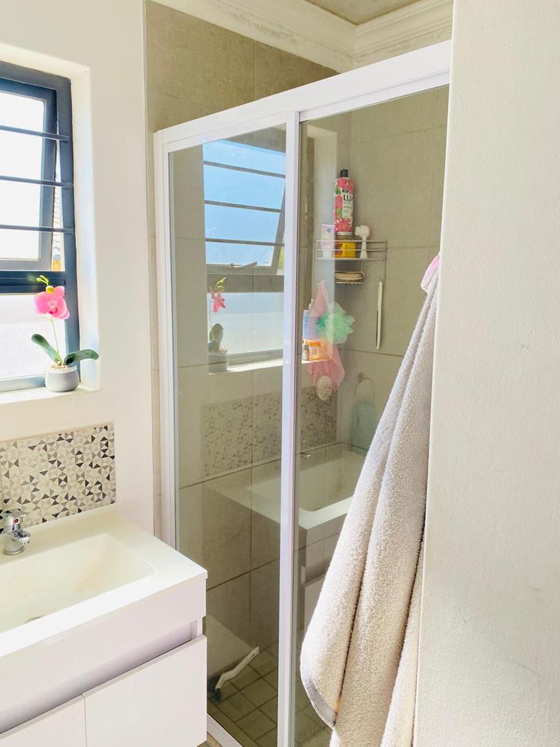 2 Bedroom Property for Sale in Theresa Park Gauteng