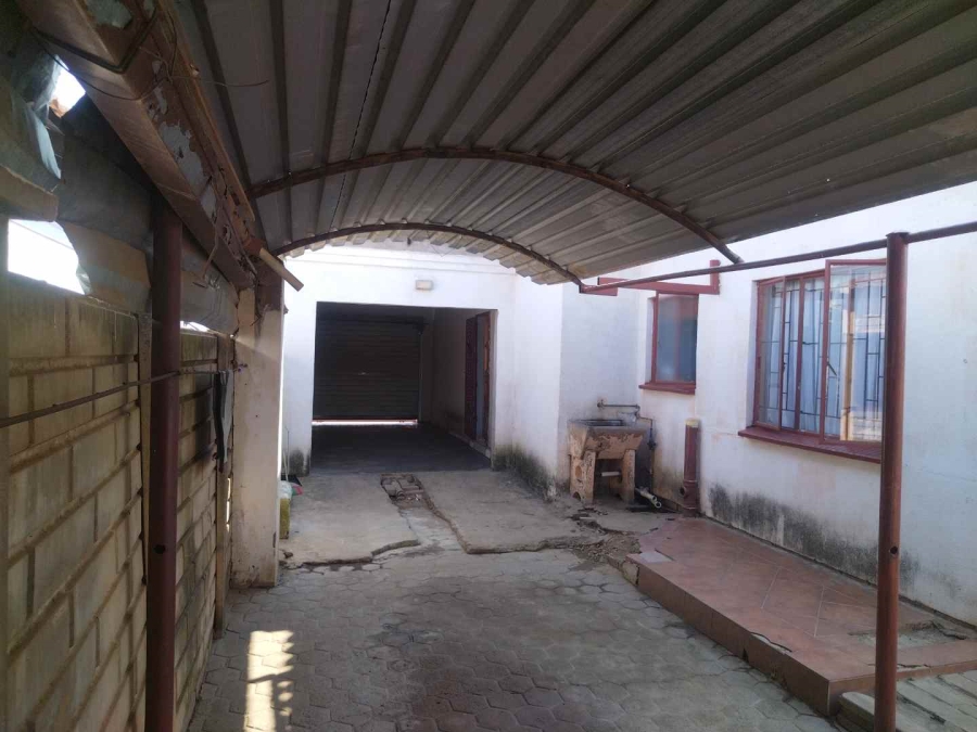 3 Bedroom Property for Sale in Soshanguve WW Gauteng