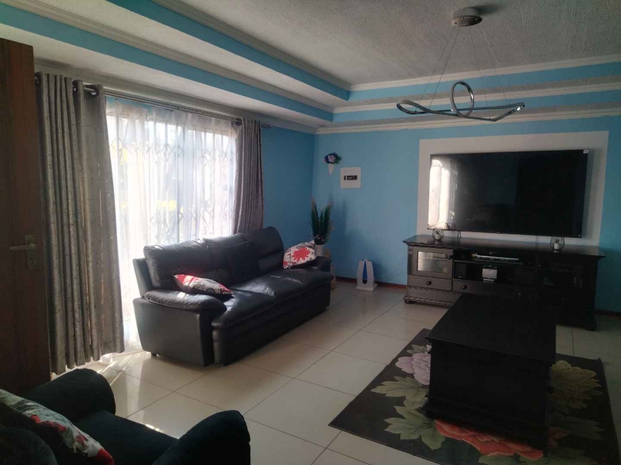 3 Bedroom Property for Sale in Soshanguve WW Gauteng