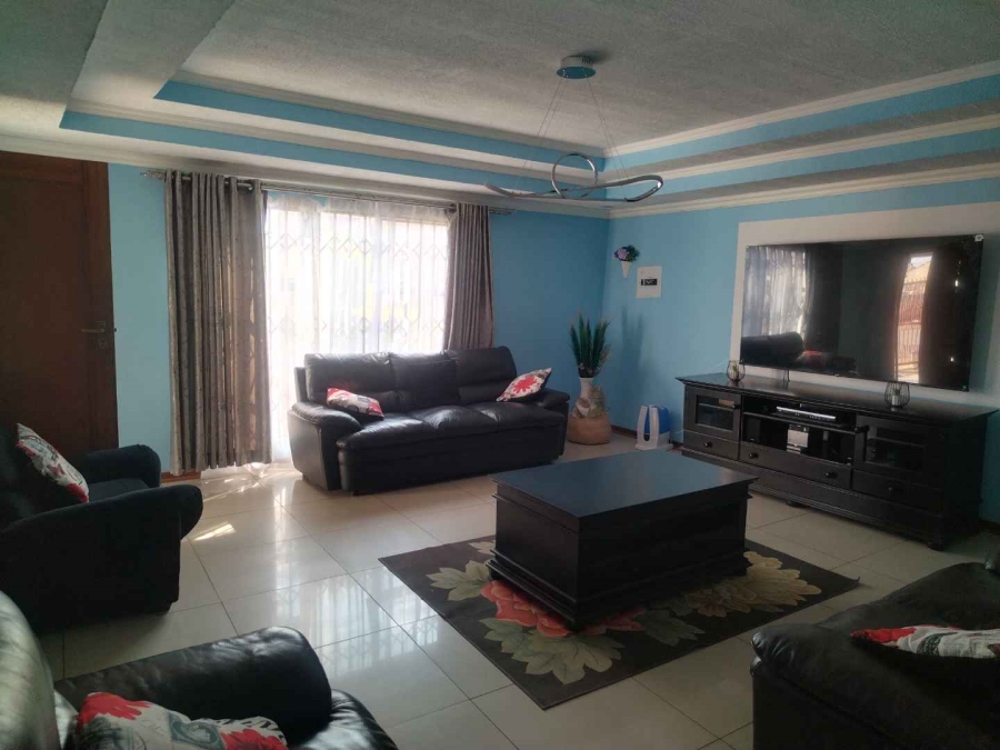 3 Bedroom Property for Sale in Soshanguve WW Gauteng