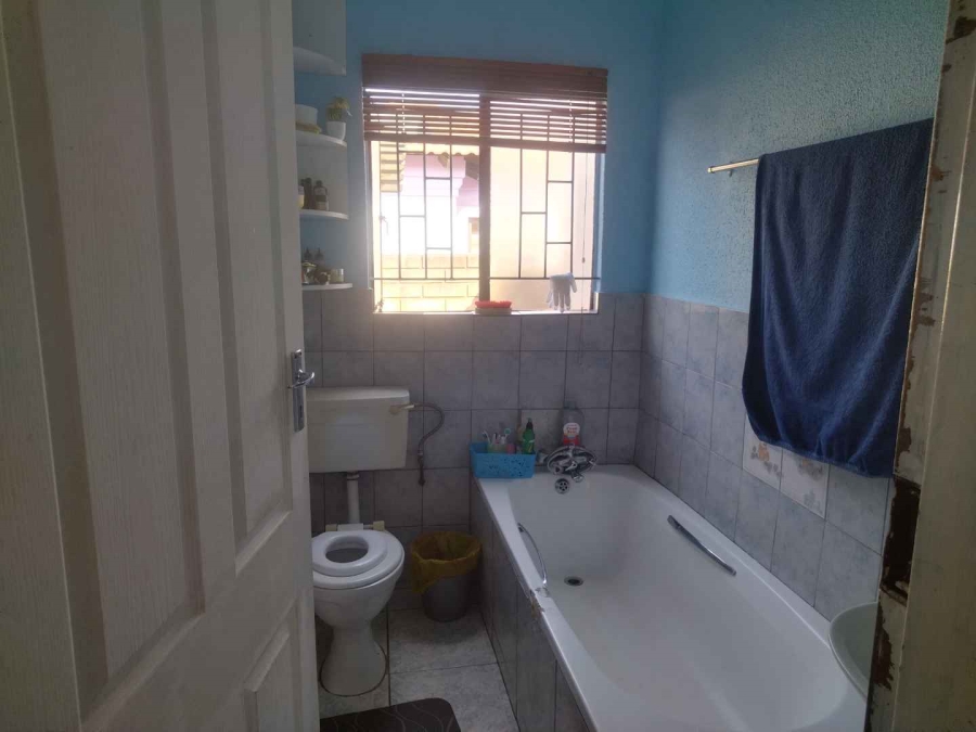 3 Bedroom Property for Sale in Soshanguve WW Gauteng