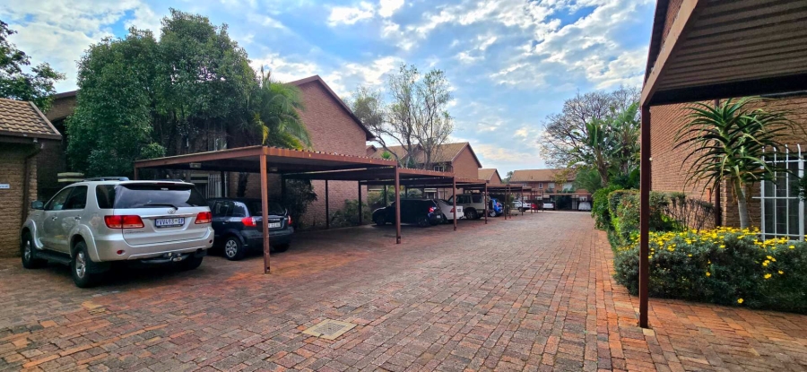 2 Bedroom Property for Sale in Moreleta Park Gauteng
