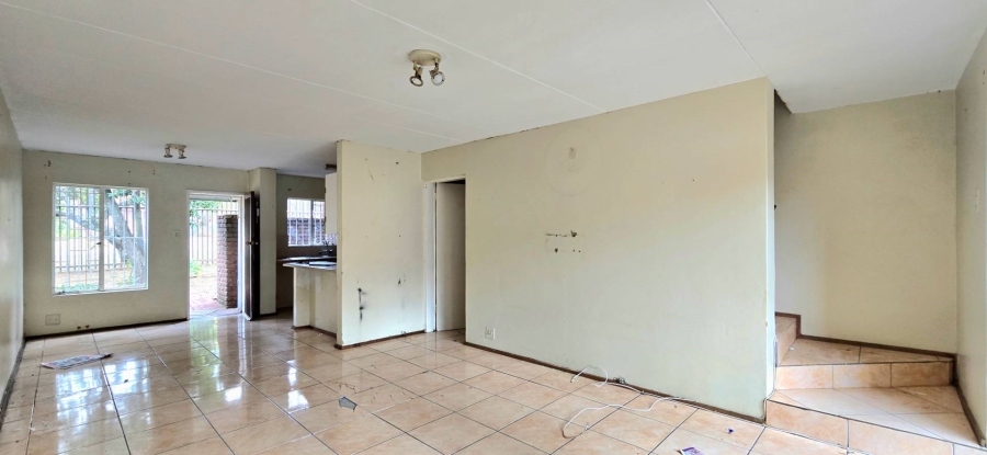 2 Bedroom Property for Sale in Moreleta Park Gauteng