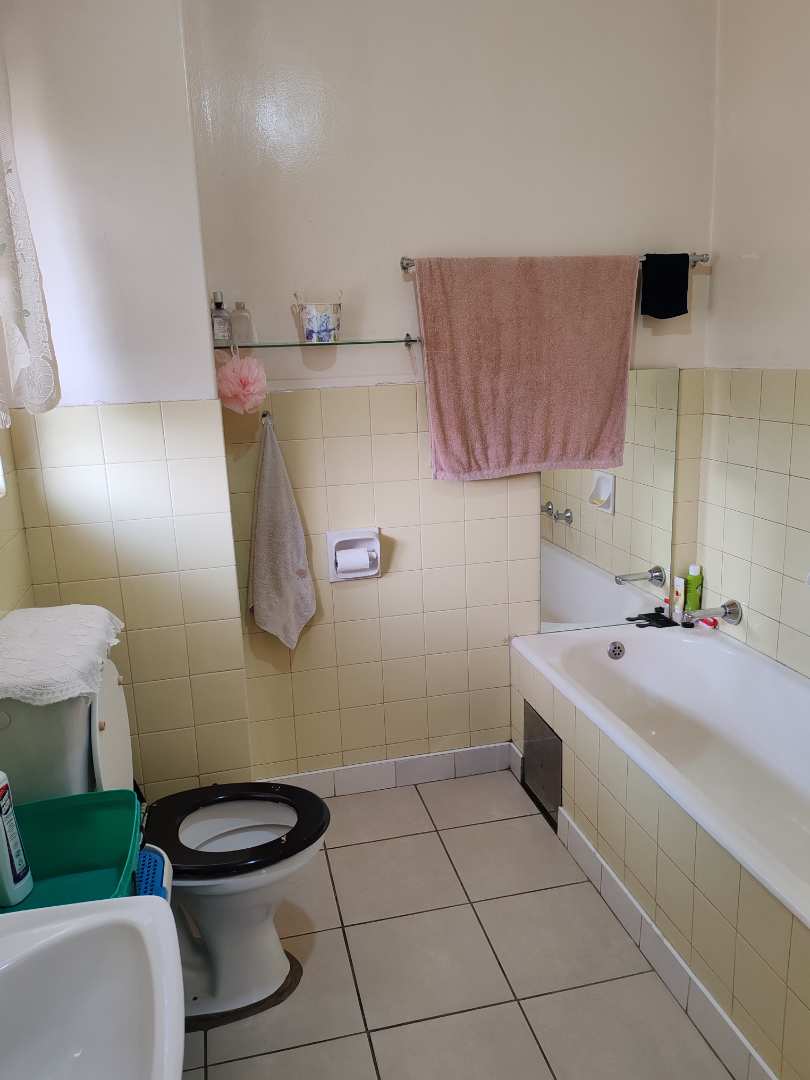 1 Bedroom Property for Sale in Horizon View Gauteng