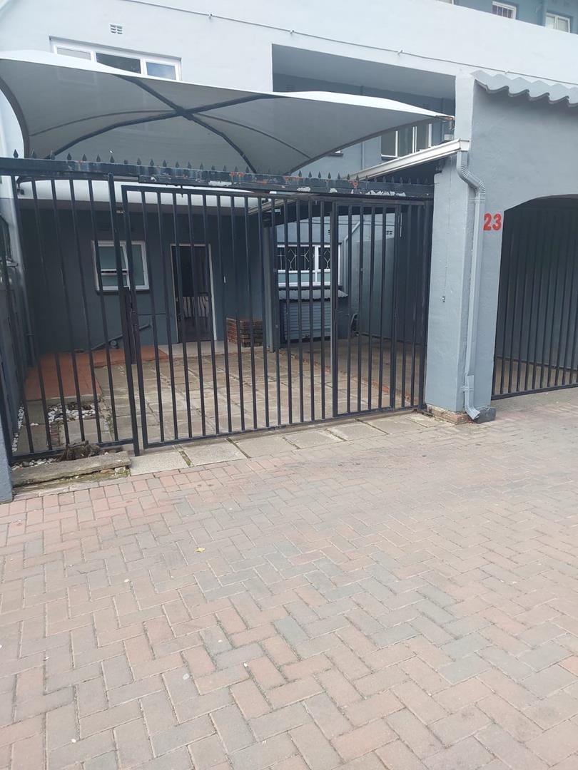 3 Bedroom Property for Sale in Johannesburg Central Gauteng