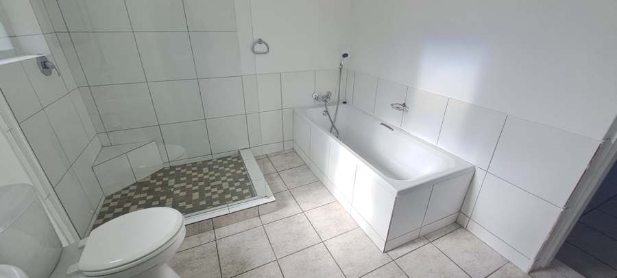 1 Bedroom Property for Sale in Linmeyer Gauteng