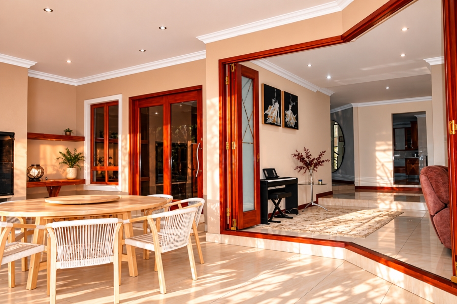 5 Bedroom Property for Sale in Raslouw A H Gauteng