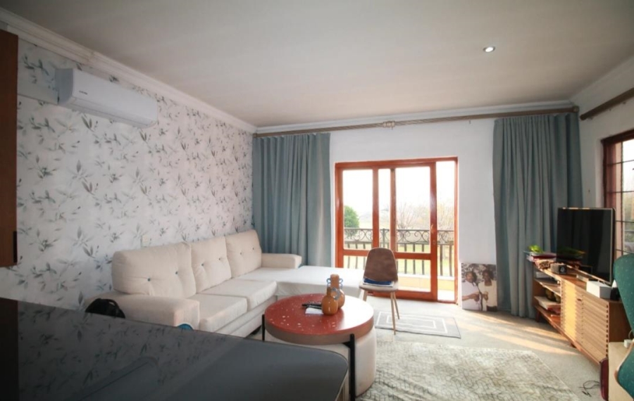 5 Bedroom Property for Sale in Raslouw A H Gauteng
