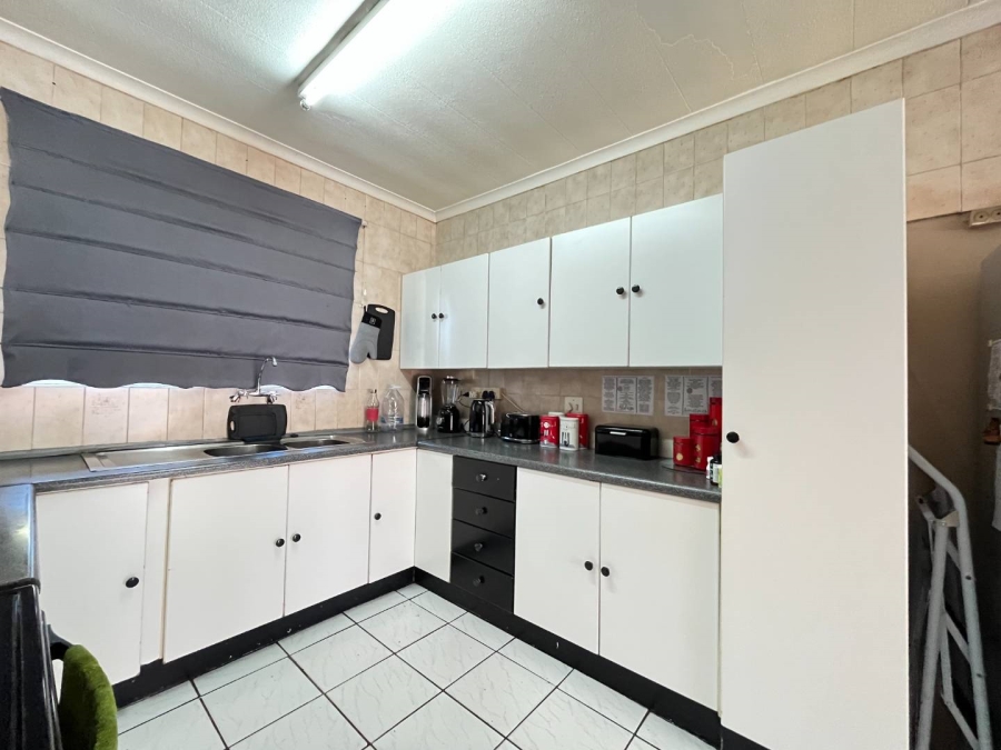 3 Bedroom Property for Sale in Florida Gauteng