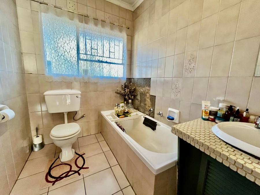 3 Bedroom Property for Sale in Florida Gauteng