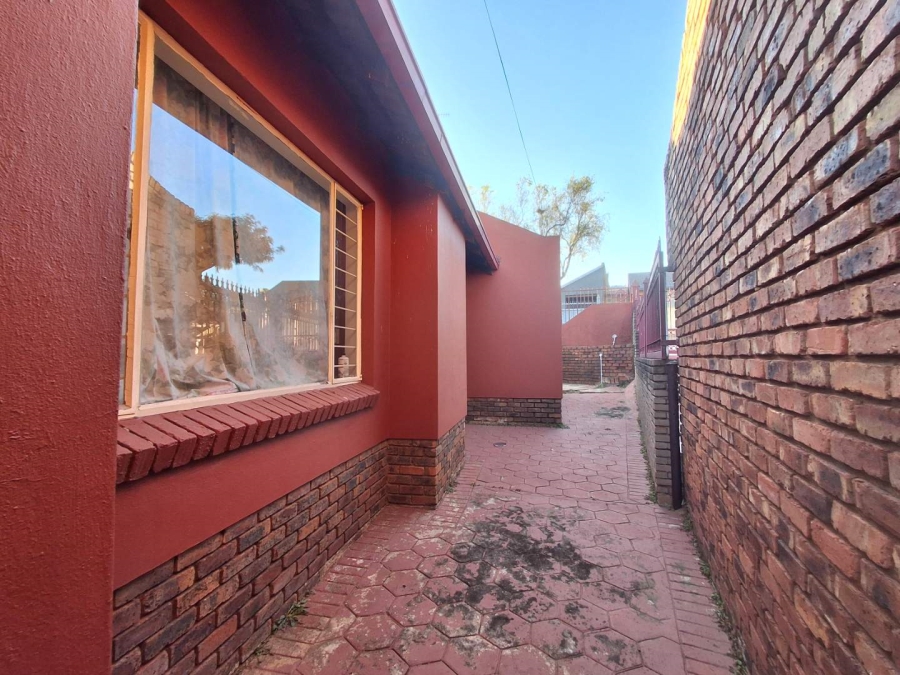 3 Bedroom Property for Sale in Atteridgeville Gauteng