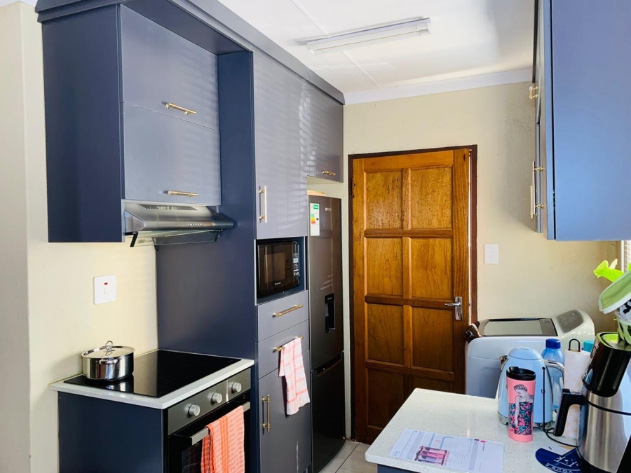 3 Bedroom Property for Sale in Soshanguve YY Gauteng