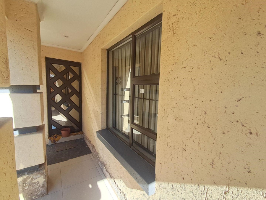 2 Bedroom Property for Sale in Spruitview Gauteng