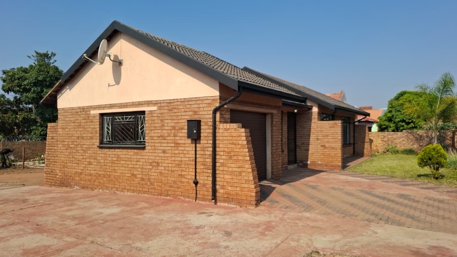 3 Bedroom Property for Sale in Soshanguve BB Gauteng