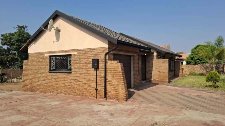 3 Bedroom Property for Sale in Soshanguve BB Gauteng