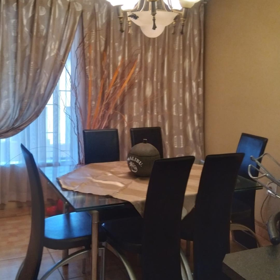 2 Bedroom Property for Sale in Atteridgeville Gauteng
