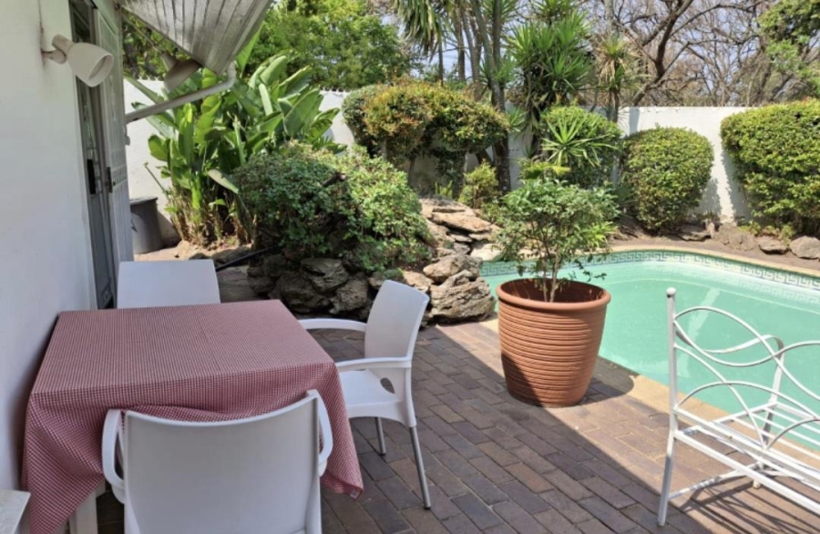 To Let 1 Bedroom Property for Rent in Illovo Gauteng