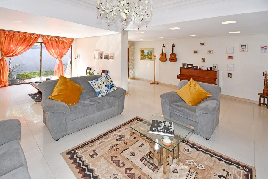 2 Bedroom Property for Sale in Norwood Gauteng