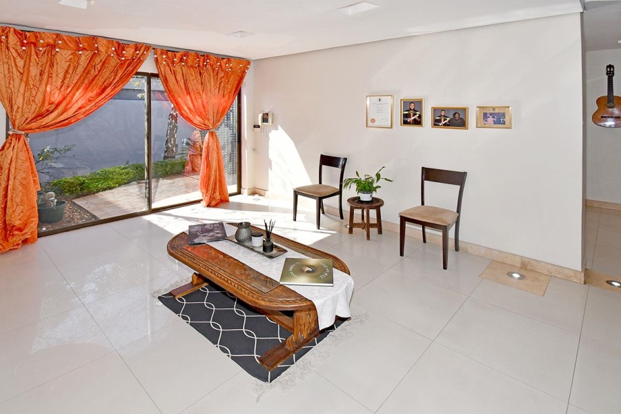 2 Bedroom Property for Sale in Norwood Gauteng