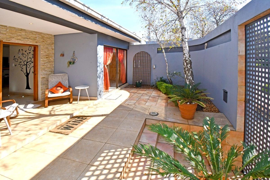 2 Bedroom Property for Sale in Norwood Gauteng