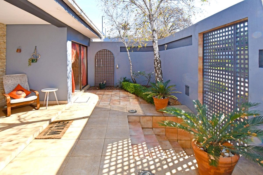 2 Bedroom Property for Sale in Norwood Gauteng