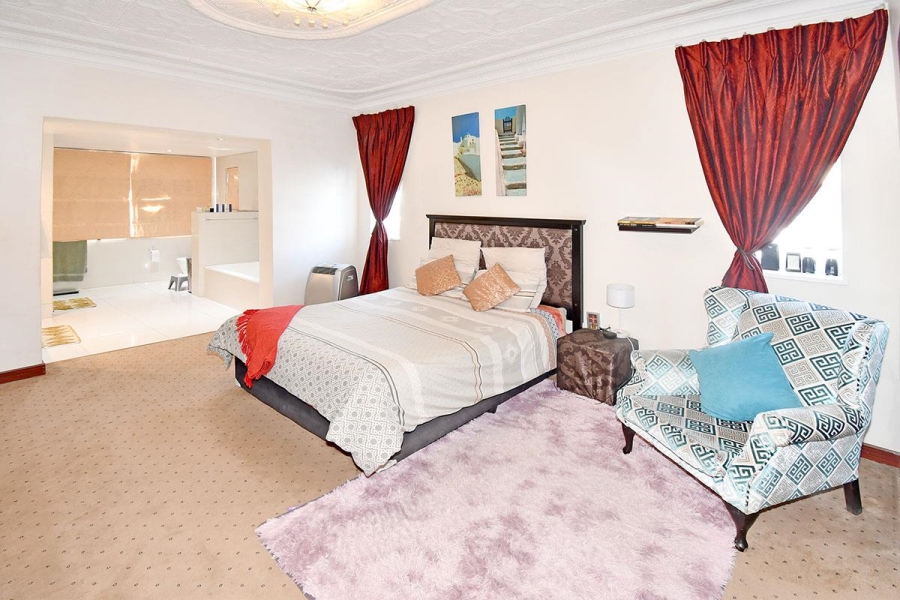 2 Bedroom Property for Sale in Norwood Gauteng