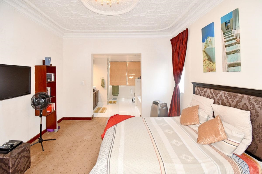 2 Bedroom Property for Sale in Norwood Gauteng