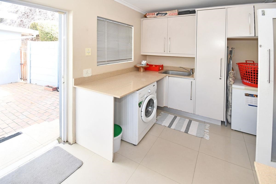 2 Bedroom Property for Sale in Norwood Gauteng