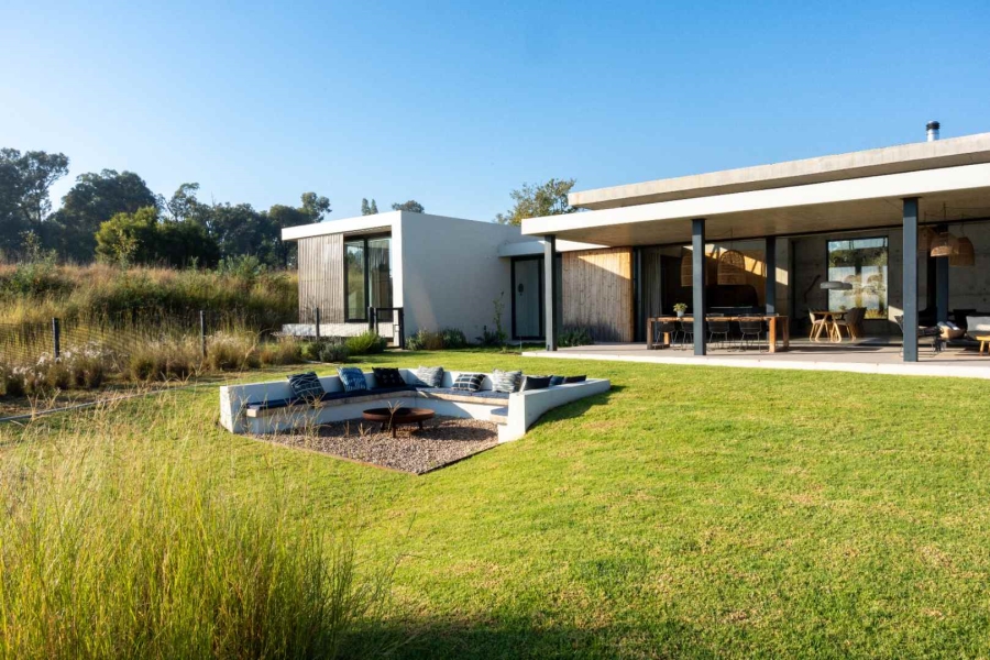 4 Bedroom Property for Sale in Monaghan Farm Gauteng
