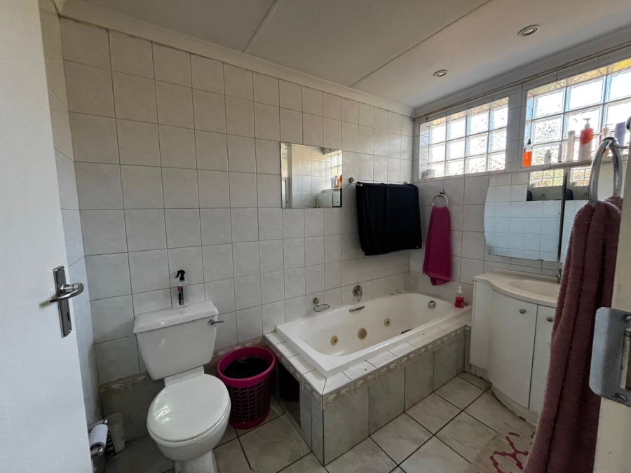 3 Bedroom Property for Sale in Rynfield Gauteng