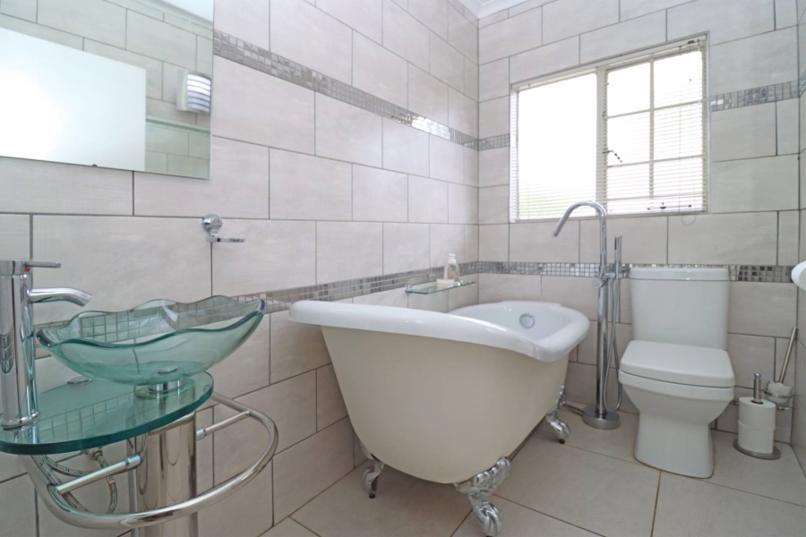 3 Bedroom Property for Sale in Greenhills Gauteng