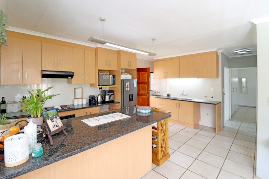 3 Bedroom Property for Sale in Greenhills Gauteng