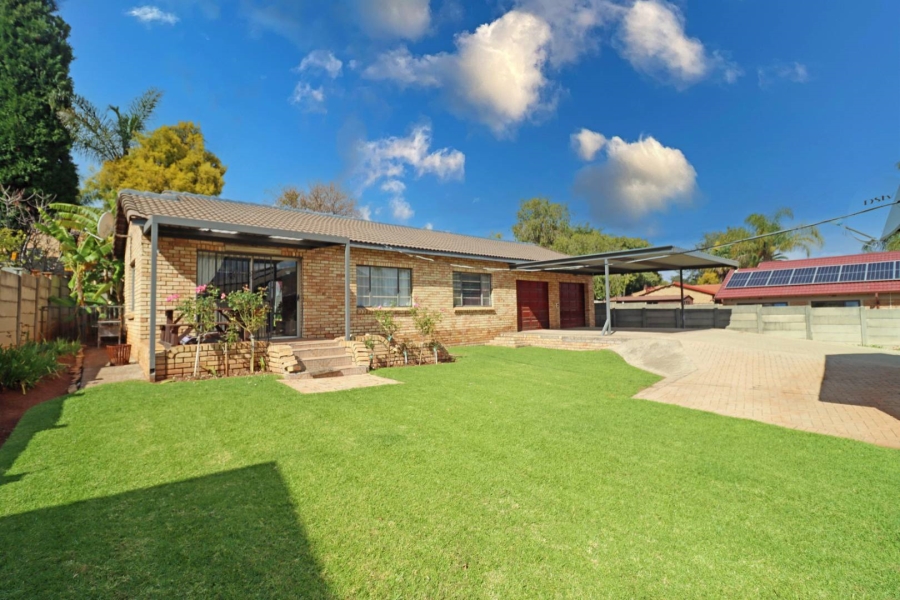 3 Bedroom Property for Sale in Greenhills Gauteng