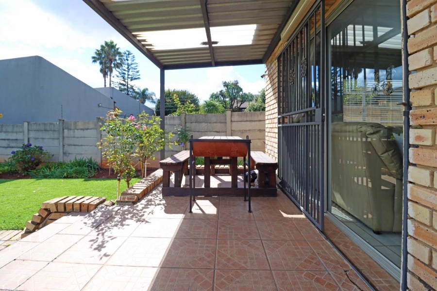 3 Bedroom Property for Sale in Greenhills Gauteng