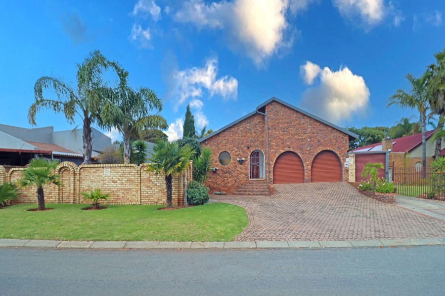 3 Bedroom Property for Sale in Greenhills Gauteng