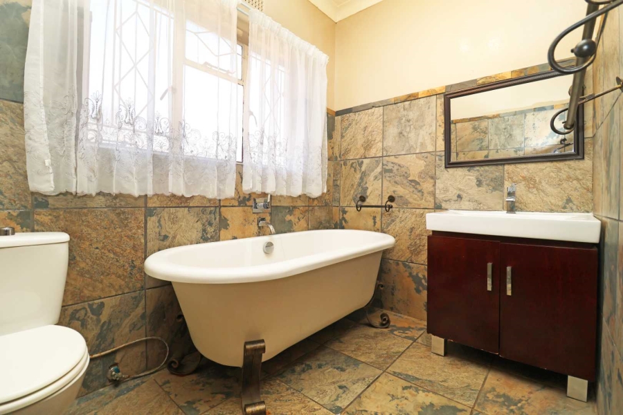 3 Bedroom Property for Sale in Greenhills Gauteng