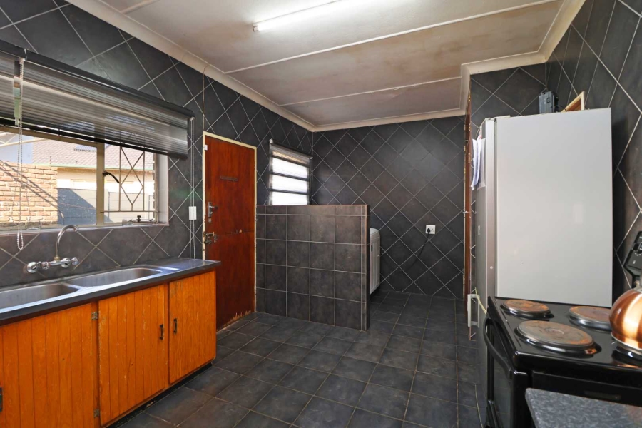 3 Bedroom Property for Sale in Greenhills Gauteng
