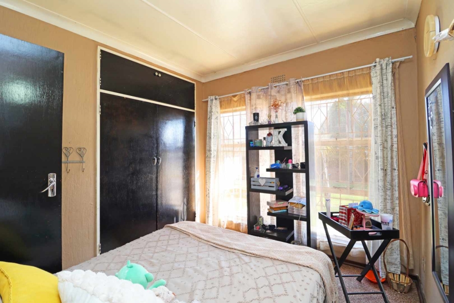 3 Bedroom Property for Sale in Greenhills Gauteng