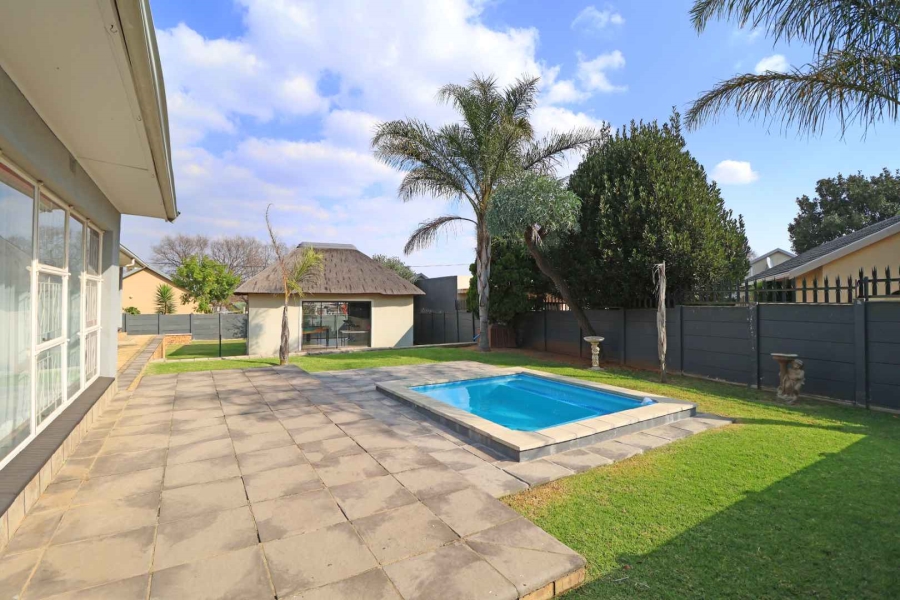 3 Bedroom Property for Sale in Greenhills Gauteng