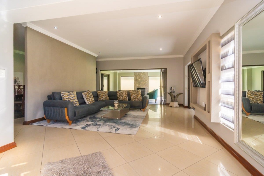 To Let 3 Bedroom Property for Rent in Homes Haven Gauteng
