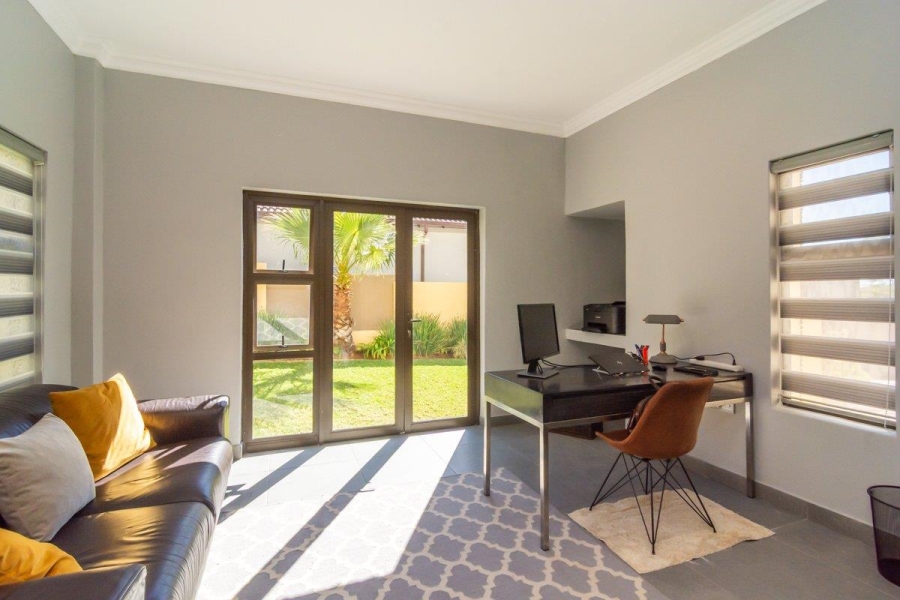 To Let 3 Bedroom Property for Rent in Homes Haven Gauteng